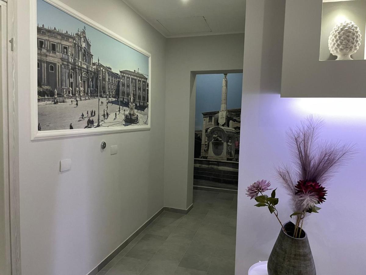 Pacini 88 Rooms And Apartment Catania Centro Kültér fotó