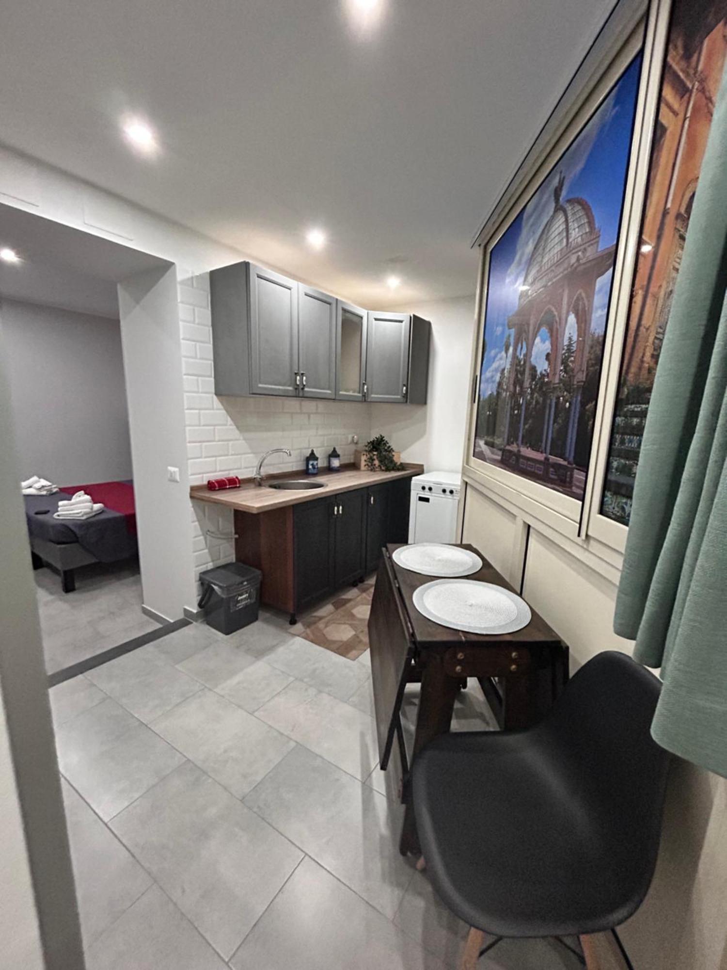 Pacini 88 Rooms And Apartment Catania Centro Szoba fotó